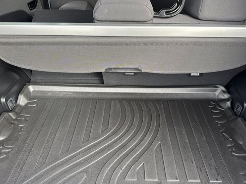 Certified 2025 Subaru Crosstrek 2.0i Premium image 18