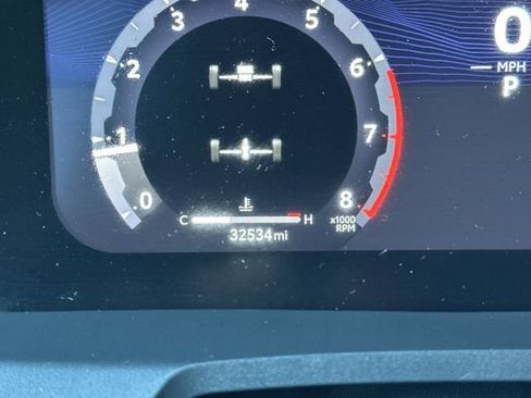 Used 2024 Toyota Tacoma TRD Off-Road image 28