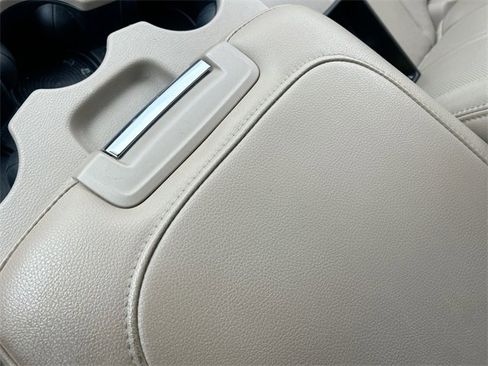 Used 2018 RAM 1500 Laramie w/ Convenience Group image 25