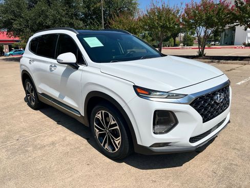 Used 2019 Hyundai Santa Fe Limited image 3