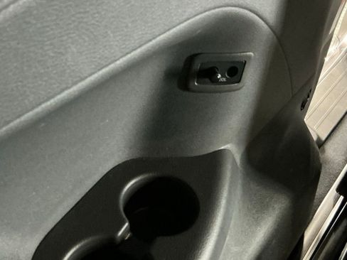 Used 2021 Toyota Sienna XSE w/ XSE Plus Package FWD image 30