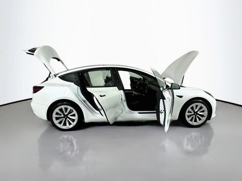 Used 2023 Tesla Model 3 Standard Range RWD image 35