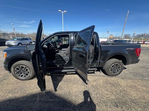 Used 2023 Ford F150 XLT w/ Equipment Group 302A High image 4