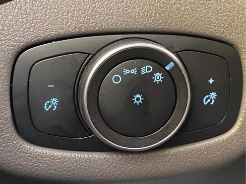 Used 2020 Ford Transit Connect XL image 20