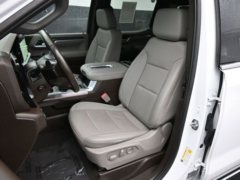 Used 2022 Chevrolet Silverado 1500 LTZ image 19