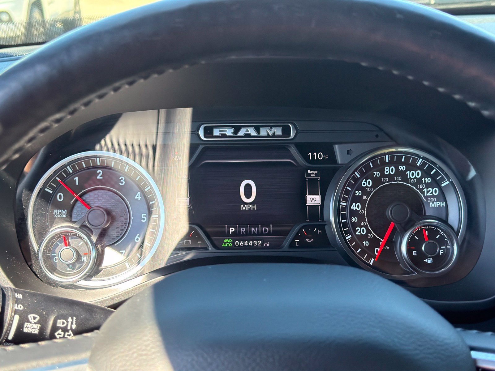 Used 2020 RAM 1500 Laramie AWD/4WD image 27
