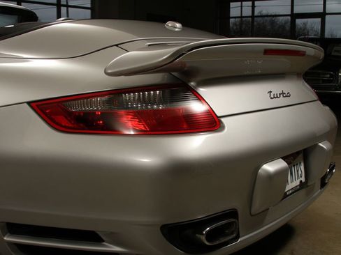 Used 2009 Porsche 911 Turbo image 28