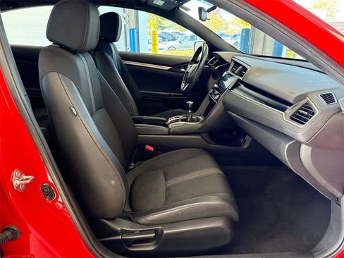 Used 2019 Honda Civic Sport image 22