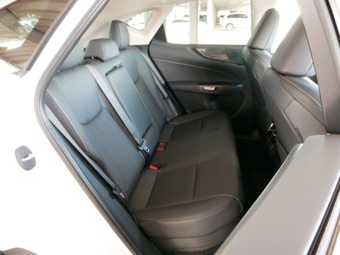 Used 2026 Lexus NX 350h AWD w/ Accessory Package (2T) image 14