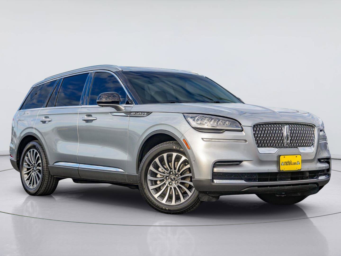 Used 2024 Lincoln Aviator Reserve w/ Equipment Group 201A AWD/4WD image 1