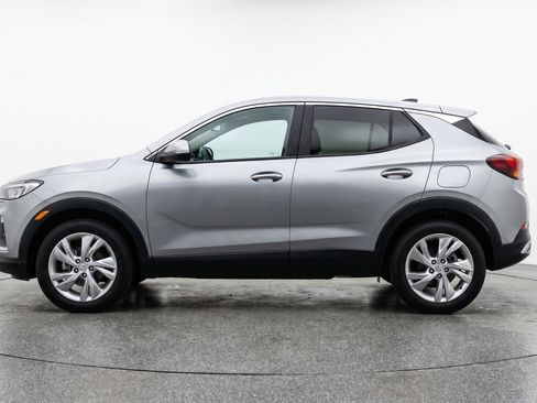 Used 2025 Buick Encore GX Preferred AWD/4WD image 5
