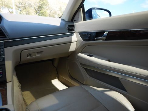 Used 2010 Mercedes-Benz E 350 Coupe image 9