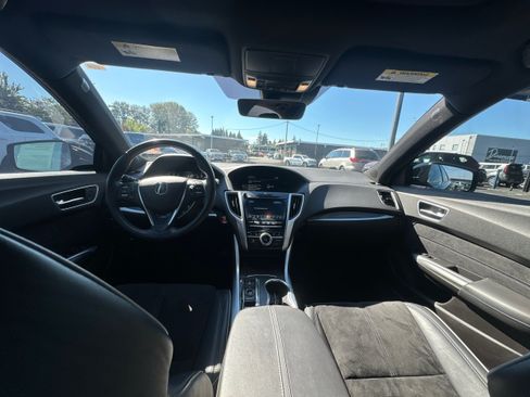 Used 2018 Acura TLX V6 w/ Technology & A-SPEC Pkg AWD/4WD image 29