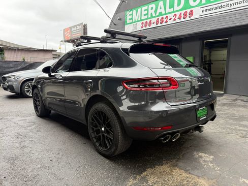 Used 2017 Porsche Macan AWD/4WD image 6