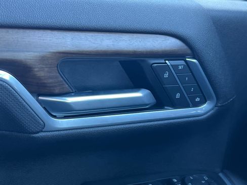 Certified 2025 Chevrolet Silverado 2500 High Country w/ Midnight Edition image 22