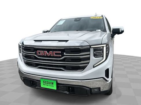 Used 2024 GMC Sierra 1500 SLT AWD/4WD image 1