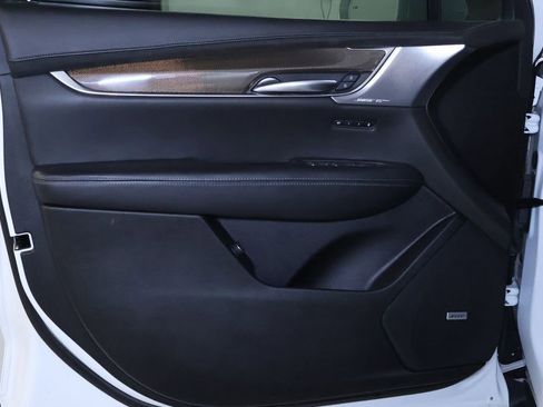 Used 2020 Cadillac XT5 Sportv w/ Platinum Package image 13