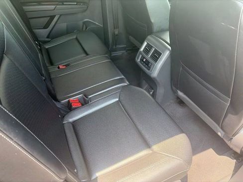 Used 2019 Volkswagen Atlas SE AWD/4WD image 36