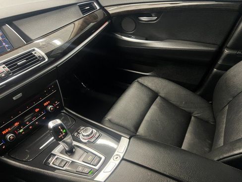 Used 2010 BMW 550i Gran Turismo xDrive image 27