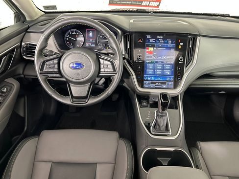 Used 2025 Subaru Outback Onyx Edition AWD/4WD image 19