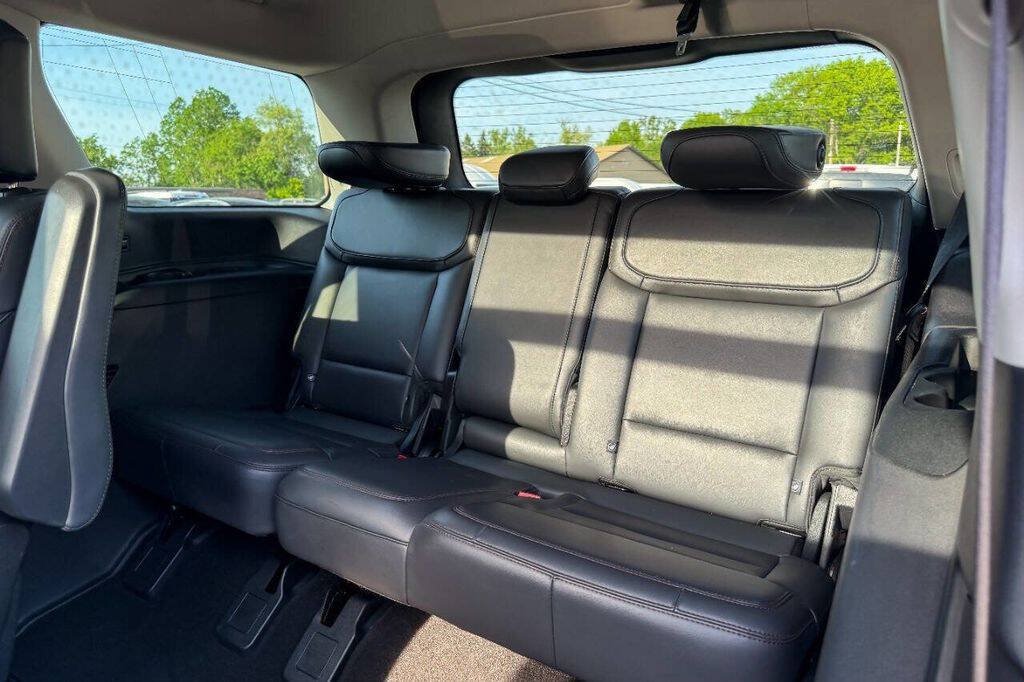 Used 2025 Ford Expedition Active AWD/4WD image 22
