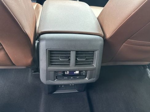 Used 2022 Volkswagen Atlas SE image 24