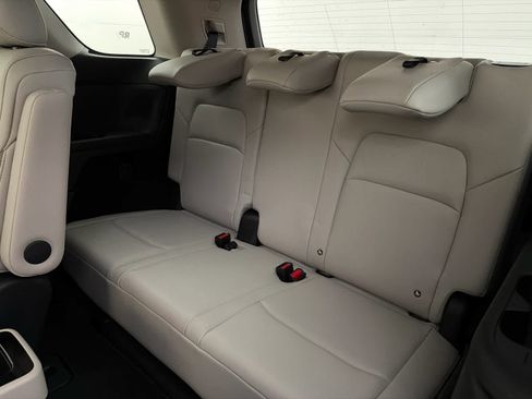 New 2026 Nissan Pathfinder SL w/ SL Premium Package FWD image 17