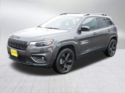 Certified 2023 Jeep Cherokee Altitude Lux image 3