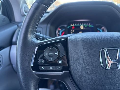 Used 2022 Honda Pilot Touring image 23