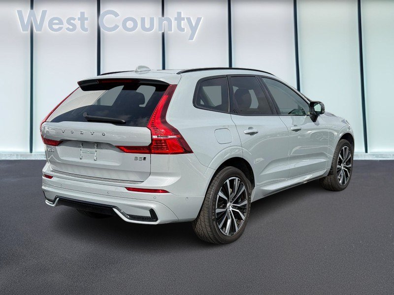 Certified 2024 Volvo XC60 B5 Plus w/ Protection Package Premier AWD/4WD image 4