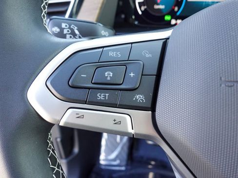 New 2026 Volkswagen Atlas SE image 14