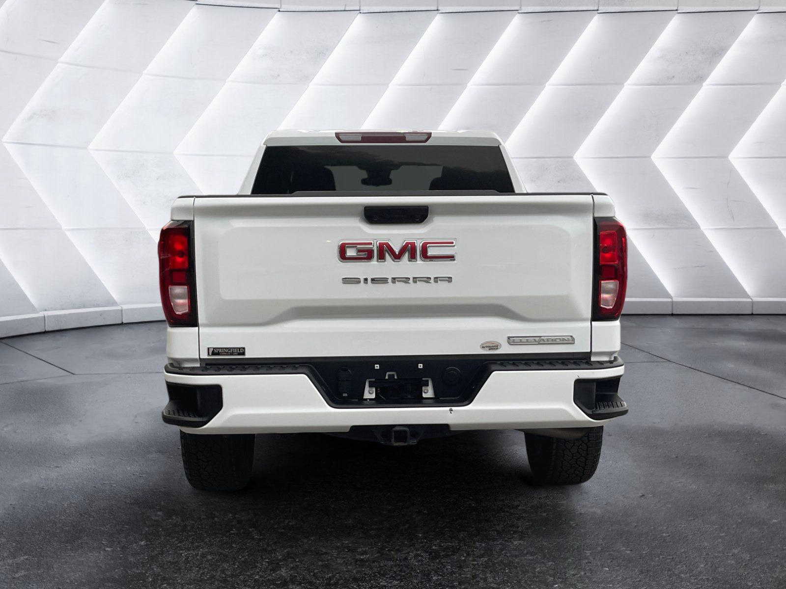Used 2025 GMC Sierra 1500 Elevation AWD/4WD image 5