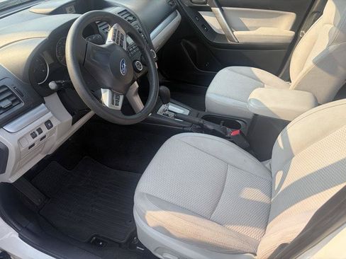 Used 2014 Subaru Forester 2.5i Premium w/ All-Weather Package AWD/4WD image 10