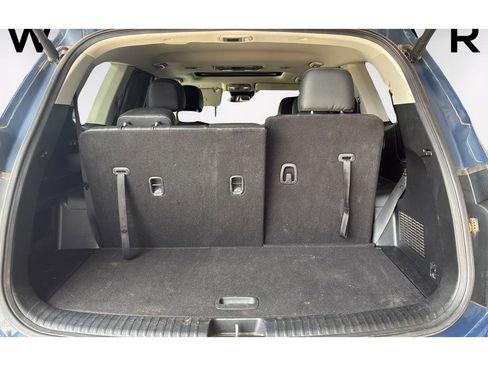 Used 2023 Kia Telluride EX w/ EX Captain's Chair Package FWD image 19