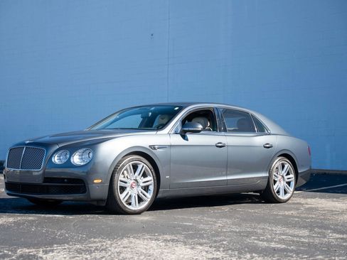 Used 2016 Bentley Flying Spur V8 image 6