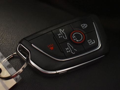 Used 2021 Chevrolet Corvette Stingray Coupe w/ Battery Protection Package image 28