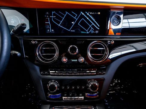 Used 2024 Rolls-Royce Spectre w/ Spectre Launch Package image 43