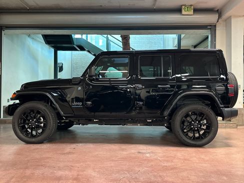 New 2025 Jeep Wrangler Unlimited Sahara image 2