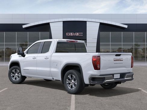 Used 2026 GMC Sierra 1500 SLE w/ Preferred Package image 3