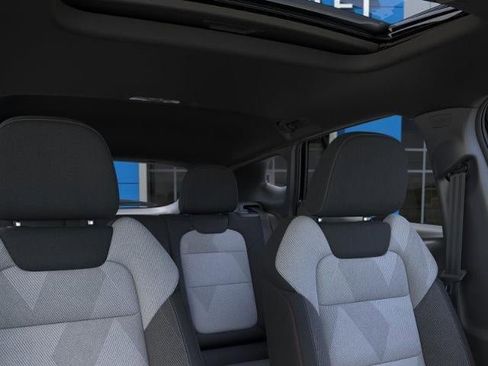 New 2026 Chevrolet Trax RS w/ Sunroof Package image 24