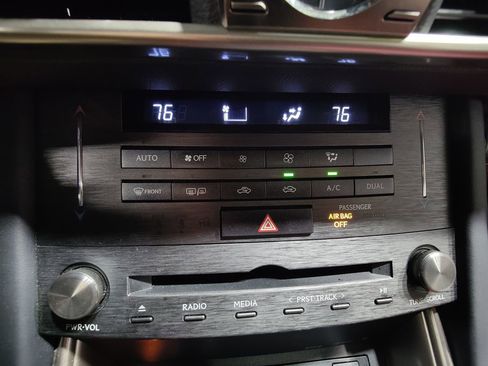 Used 2019 Lexus IS 300 F Sport w/ F Sport Package image 32