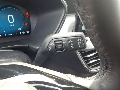 Used 2025 Ford Escape Platinum AWD/4WD image 21