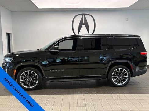 Used 2022 Jeep Wagoneer Series II w/ Premium Group I AWD/4WD image 3
