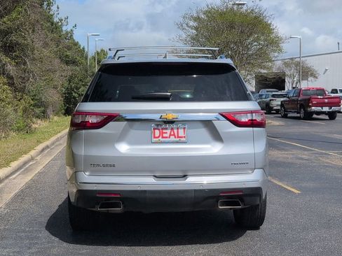 Used 2020 Chevrolet Traverse Premier w/ LPO, Floor Liner Package image 4