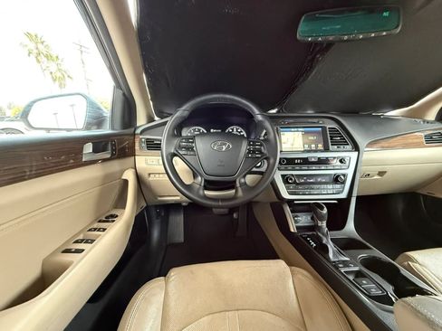 Used 2017 Hyundai Sonata Limited w/ Ultimate Package 04 FWD image 54