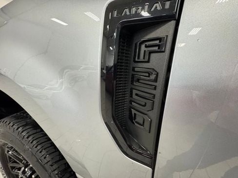 Used 2022 Ford F250 Lariat w/ Black Appearance Package image 67