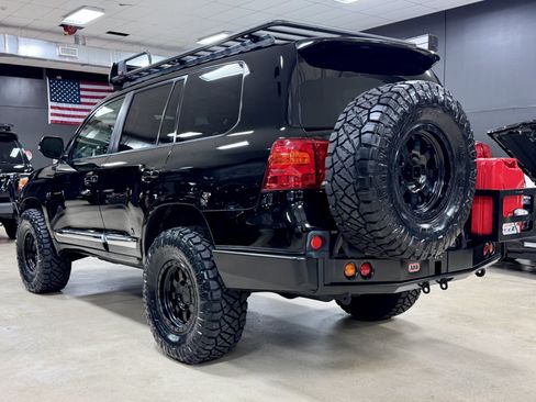 Used 2013 Toyota Land Cruiser AWD/4WD image 10