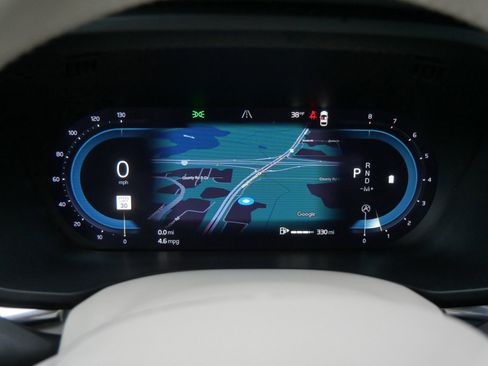 Certified 2023 Volvo XC60 B6 Ultimate w/ Climate Package image 23