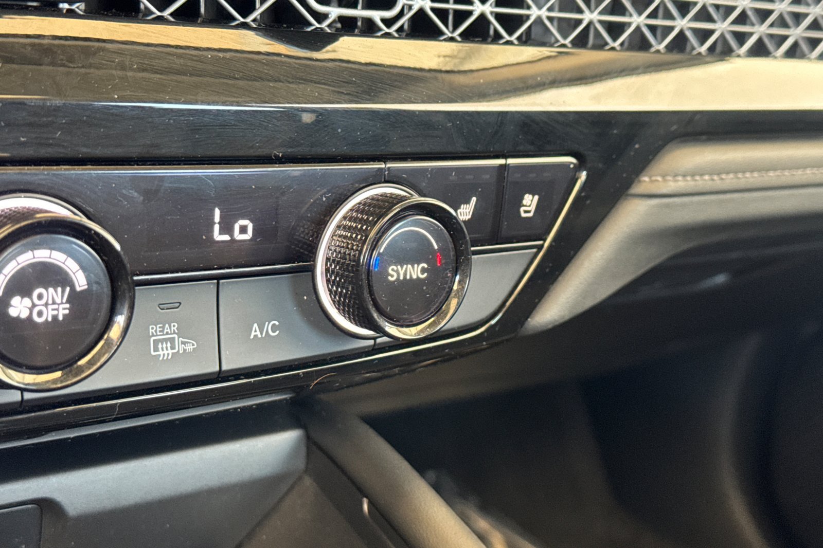Used 2024 Honda Accord Touring image 30