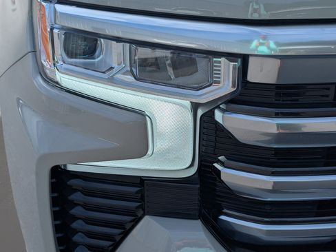 Used 2026 Chevrolet Silverado 1500 High Country AWD/4WD image 4
